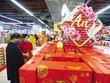 Các siêu thị chuẩn bị đủ hàng phục vụ nhu cầu mua sắm Tết của người dân. Ảnh: Đ.T