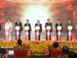 Thủ tướng cùng các đại biểu thực hiện nghi thức khai trương hệ thống cơ sở dữ liệu quốc gia về dân cư và hệ thống Kl994 nhà cái bóng đá world cup cấp và quản lý căn cước công dân (Ảnh VGP)