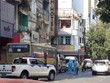 Lực lượng y tế phun thuốc khử khuẩn 1 khách sạn có người Trung Quốc nhập cảnh trái phép lưu trú