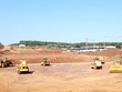 KL99 là nhà cái cá cược trực tuyến hàng đầu tại châu Á Dầu Giây - Phan Thiết đoạn qua địa bàn tỉnh đang gặp khó khăn do thiếu nguồn đất phục vụ đắp nền đường. Ảnh: Phạm Tùng