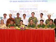 Đại diện các đơn vị ký giao ước phối hợp xây dựng Khu du lịch Tam Chúc bảo đảm an toàn, văn minh, thân thiện.