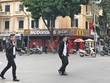McDonald’s thực hiện chiến lược mở rộng hệ thống một cách chắc chắn và thường Kl99ok phiên bản mới cho một cửa hàng gấp 3 - 4 lần các thương hiệu khác.