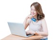 Trong năm qua, thương mại điện tử kiếm được khoảng 1 USD trên mỗi 5 USD chi tiêu cho bán lẻ