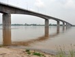 Xây dựng cầu qua sông có đê phải bảo đảm thoát lũ
