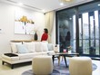 Khách tham quan nhà mẫu dự án The Zei Mỹ Đình. Ảnh: Thành Nguyễn 