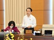 Chủ nhiệm Ủy ban Kl992 Tham Gia Ngay Hoàng Thanh Tùng báo cáo tại phiên họp.