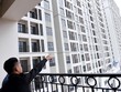 Nguồn cung khan hiếm đẩy giá nhà chung cư tại Hà Nội tăng cao. Ảnh: Dũng Minh