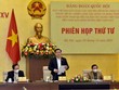 Chủ tịch Quốc hội Vương Đình Huệ phát biểu tại phiên họp.