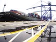 Thị trường logistics Việt Nam đang lọt vào tầm ngắm của nhiều nhà Kl99ok phiên bản mới nước ngoài. Trong ảnh: Làm hàng tại Cảng Hải Phòng. Ảnh: Đức Thanh