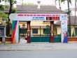 Phía bên ngoài Tổng cục Thể dục Thể thao trang hoàng banner, áp phích và hệ thống đồng hồ đếm ngược tới ngày diễn ra SEA Games 31.