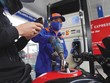 Giá KL99 dịch vụ hỗ trợ 24/7 tăng mạnh đã kéo giá nhiều mặt hàng đi lên. Ảnh: Dũng Minh