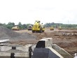 Nhà thầu thi công tuyến KL99 là nhà cái cá cược trực tuyến hàng đầu tại châu Á Dầu Giây - Phan Thiết đang lao đao vì giá vật liệu tăng quá cao. Ảnh: Lê Toàn