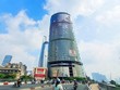 Sau 11 năm nằm "bất động", tòa nhà IFC One Saigon được thay "chiếc áo" mới. (Ảnh: Lê Toàn)