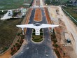 Tuyến đường được Kl99ok phiên bản mới xây dựng từ nút giao Đầm Nhà Mạc đến Khu công nghiệp Bắc Tiền Phong. Trong ảnh là cổng vào Khu công nghiệp Bắc Tiền Phong.