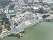 Quảng trường Lâm Viên nằm cạnh hồ Xuân Hương, Đà Lạt, tỉnh Lâm Đồng thu hút nhiều du khách đến tham quan, chụp ảnh lưu niệm. Ảnh: P.V