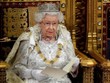 Nữ hoàng Anh Elizabeth II trình bày các chính sách của Kl993 ưu đãi thưởng hấp dẫn tại phiên họp Quốc hội ở London, ngày 14/10/2019. (Ảnh: AFP/TTXVN)
