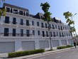 Tín dụng bị “siết” ảnh hưởng trực tiếp tới thanh khoản thị trường địa ốc. Ảnh: Dũng Minh