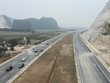Một số phương tiện cơ giới được phân luồng đi trên KL99 là nhà cái cá cược trực tuyến hàng đầu tại châu Á Mai Sơn - Quốc lộ 45 vào sáng nay.