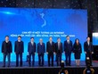 Ông Mai Liêm Trực (thứ tư từ trái sang), ông Vũ Hoàng Liên (thứ tư từ phải sang) - những người được đánh giá là có ảnh hưởng lớn nhất đến sự phát triển Internet tại Việt Nam giai đoạn 1997-2017, trong Lễ kỷ niệm 25 năm Internet tại Việt Nam, tháng 12/2022