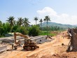 Dự án Tuyến đường kết nối đường ven biển (ĐT.639) trên địa bàn thị xã Hoài Nhơn đang triển khai 3 gói thầu thi công nhưng mặt bằng toàn tuyến chưa được bàn giao toàn bộ. Nguồn: binhdinh.gov.vn