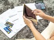 Hàng trăm hội nhóm được lập ra để hướng dẫn, chia sẻ kinh nghiệm đi vay và “bùng” tiền