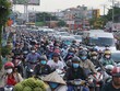 Quốc lộ 13 thường xuyên xảy ra kẹt xe do đường chưa được mở rộng. Dự án này được đề xuất mở rộng theo cơ chế đặc thù của Nghị quyết 98 - Ảnh: Lê Quân 