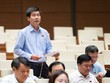 Đại biểu Lê Thanh Hoàn phát biểu tại hội nghị.