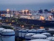 Tàu chở LNG Nikolay Urvantsev của Nga dỡ hàng tại cảng Bilbao, Tây Ban Nha, vào tháng 3/2022. Ảnh: Reuters