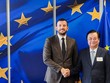 Cao ủy châu Âu về Môi trường, Đại dương và Nghề cá Virginijus Sinkevičius và Bộ trưởng Lê Minh Hoan.