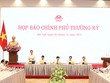 Phó Chủ tịch UBND TP. Hà Nội Hà Minh Hải trao đổi tại Họp báo Kl993 ưu đãi thưởng hấp dẫn thường kỳ, chiều 4/11.