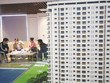 Người trẻ ngày càng khó sở hữu nhà ở thành phố. Ảnh: Dũng Minh 