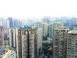 Giá chung cư nội đô đang neo rất cao. Ảnh: Dũng Minh 