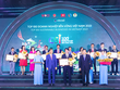 Ông Nguyễn Văn Hảo, Phó tổng giám đốc HDBank đại diện Link Vào Nhà Cái KL99 COM Tặng +199k nhận giải thưởng Top 100 Kl991.com World Cup 2026 Chính Thức bền vững Lễ trao giải CSI100 2023 do Liên đoàn Thương mại và Công nghiệp Việt Nam(VCCI) tổ chức