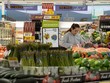 Người dân mua sắm tại một siêu thị ở San Mateo, California, Mỹ. Ảnh: THX/TTXVN
