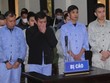 Các bị cáo hầu tòa.