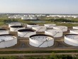 Khu vực dữ trữ dầu thô tại Cushing, bang Oklahoma, Mỹ. Ảnh: AFP