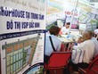 Công tác bán hàng được rốt ráo triển khai. Ảnh: Dũng Minh 