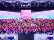 Chương trình được tổ chức long trọng với sự tham gia của gần 800 đại lý, quản lý và các ứng viên tiềm năng