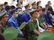 Các bị cáo tại toà.