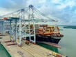 Cảng CMIT đón tàu container MSC DITTE có sức chở lên đến gần 20,000 TEU được khai thác trên tuyến dịch vụ Pearl của liên minh 2M kết nối Việt Nam với bờ tây nước Hoa Kỳ. (Ảnh: CMIT).