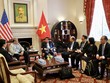 Bộ trưởng Bộ Kế hoạch và Kl99ok phiên bản mới Nguyễn Chí Dũng tiếp Tiến sĩ Richard Lawton Thurston, nguyên Phó chủ tịch TSMC. (Ảnh: MPI)