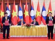 Vietjet (VJC) trao thoả thuận tăng cường kết nối vận tải hàng không Việt Nam - Lào