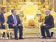 Chủ tịch nước Tô Lâm hội kiến Quốc vương Norodom Sihamoni tại Cung điện Hoàng gia Campuchia. (Ảnh: TTXVN)