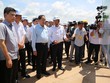 Chủ tịch Quốc hội Trần Thanh Mẫn cùng đoàn công tác kiểm tra tiến độ thi công tại Sân bay Long Thành ngày 8/8 - Ảnh: Anh Tuấn