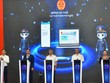 Các đại biểu bấm nút ra mắt Trợ lý ảo hỗ trợ người nộp thuế.