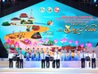 Lãnh đạo TP.HCM và các tỉnh, thành ĐBSCL thực hiện nghi thức khai mạc Tuần lễ Du lịch - Thương mại TP.HCM - Đồng bằng sông Cửu Long năm 2024. Ảnh: Phạm Trung