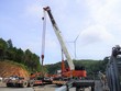 Quá trình triển khai một dự án điện gió trên địa bàn tỉnh Quảng Trị. Ảnh: Tiến Nhất