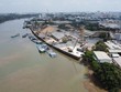 Nước sông Đồng Nai đoạn chảy qua Khu công nghiệp Biên Hòa 1 đang gia tăng dấu hiệu ô nhiễm môi trường- Ảnh: Lê Anh