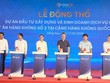 Các đại biểu thực hiện nghi thức động thổ Dự án. 