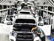 Công nhân làm việc trên dây chuyền lắp ráp xe ô tô tại khu công nghiệp kỹ thuật cao ở thành phố Nhật Chiếu, tỉnh Sơn Đông (Trung Quốc). Ảnh: THX/TTXVN